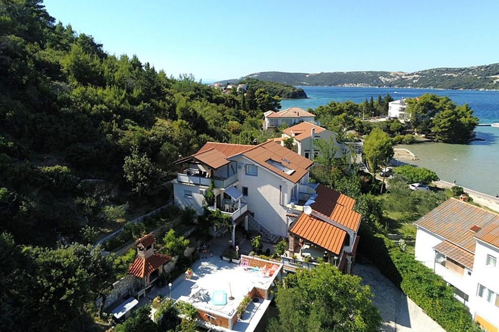 Apartments By The Sea Supetarska Draga - Donja, Rab - 2022 エクステリア 写真
