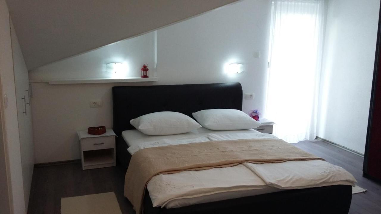 Apartments By The Sea Supetarska Draga - Donja, Rab - 2022 エクステリア 写真